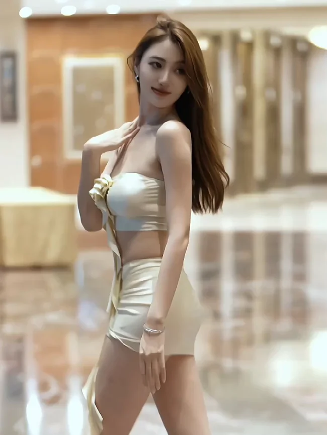 老木匠的三个女儿